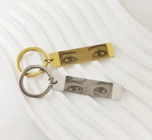 Engraved Eye Keychain – Gift for Lover