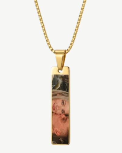 Custom color eye necklace gold from real eyes