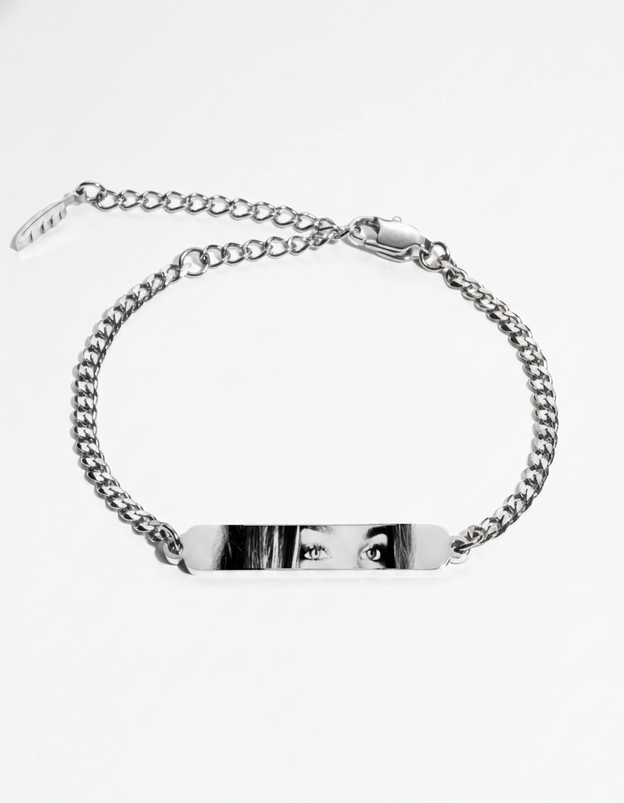 Silver personalized eye photo bracelet with detailed eye engraving